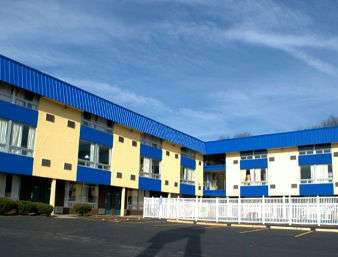 Hotel DAYS INN FORT WRIGHT CINCINNATI AREA