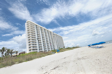 Hotel RADISSON SUITE HOTEL OCEANFRONT