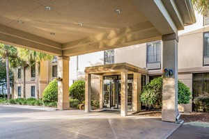 Hotel COMFORT INN UNIVERSITY