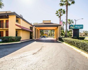 Hotel QUALITY INN UNIVERSITY