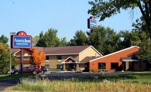 Hotel AMERICINN BY WYNDHAM ROGERS
