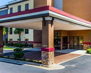 Hotel COMFORT SUITES STOCKBRIDGE