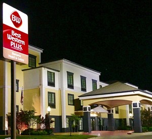 Hotel BEST WESTERN PLUS BARSANA HOTEL & SUITES