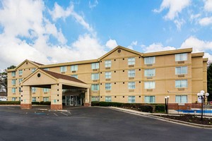 Hotel QUALITY SUITES ATLANTA AIRPORT EAST