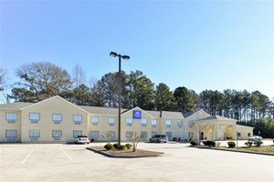 Hotel AMERICAS BEST VALUE INN AND SUITES CARROLLTON