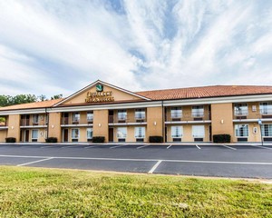 Hotel QUALITY INN & SUITES BREMEN