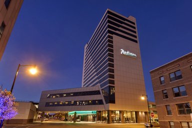 Hotel RADISSON HOTEL FARGO
