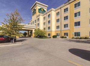 Hotel LA QUINTA INN & SUITES FARGO-MEDICAL CENTER