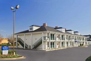 Hotel BAYMONT INN & SUITES WARNER ROBINS
