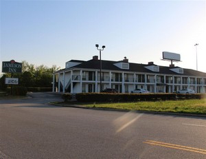 Hotel JAMESON INNS PERRY