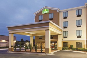 Hotel LA QUINTA INN & SUITES WARNER ROBINS - ROBINS AFB