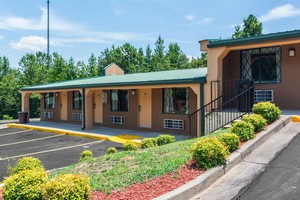 Hotel RODEWAY INN MACON
