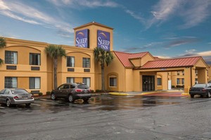 Hotel SLEEP INN NORTH
