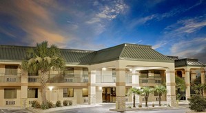 Hotel SUPER 8 BYRON/SOUTH MACON