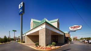 Hotel BEST WESTERN HERITAGE INN