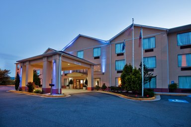 Hotel HOLIDAY INN EXPRESS & SUITES HIAWASSEE