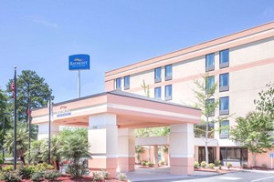 Hotel BAYMONT INN & SUITES AUGUSTA WEST