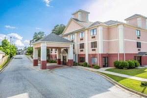 Hotel RODEWAY INN & SUITES AUGUSTA