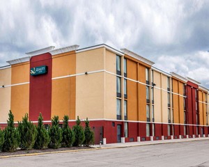 Hotel QUALITY INN TERRE HAUTE