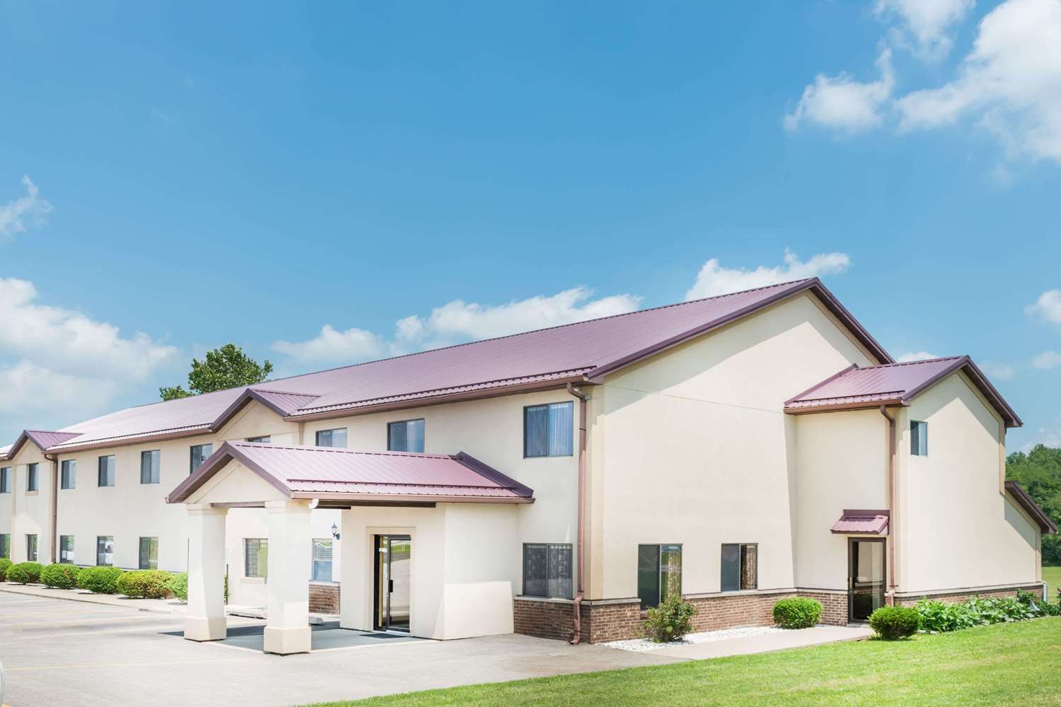 Hotel SUPER 8 BY WYNDHAM, PARIS IL