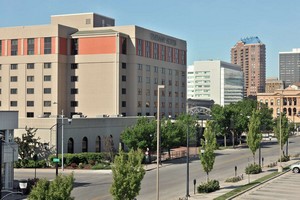 Hotel EMBASSY SUITES BY HILTON DES MOINES DOWNTOWN