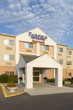 Hotel FAIRFIELD INN & SUITES FARGO