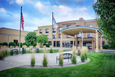 Hotel COURTYARD FARGO MOORHEAD, MN