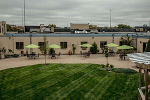 Hotel BAYMONT INN & SUITES FARGO