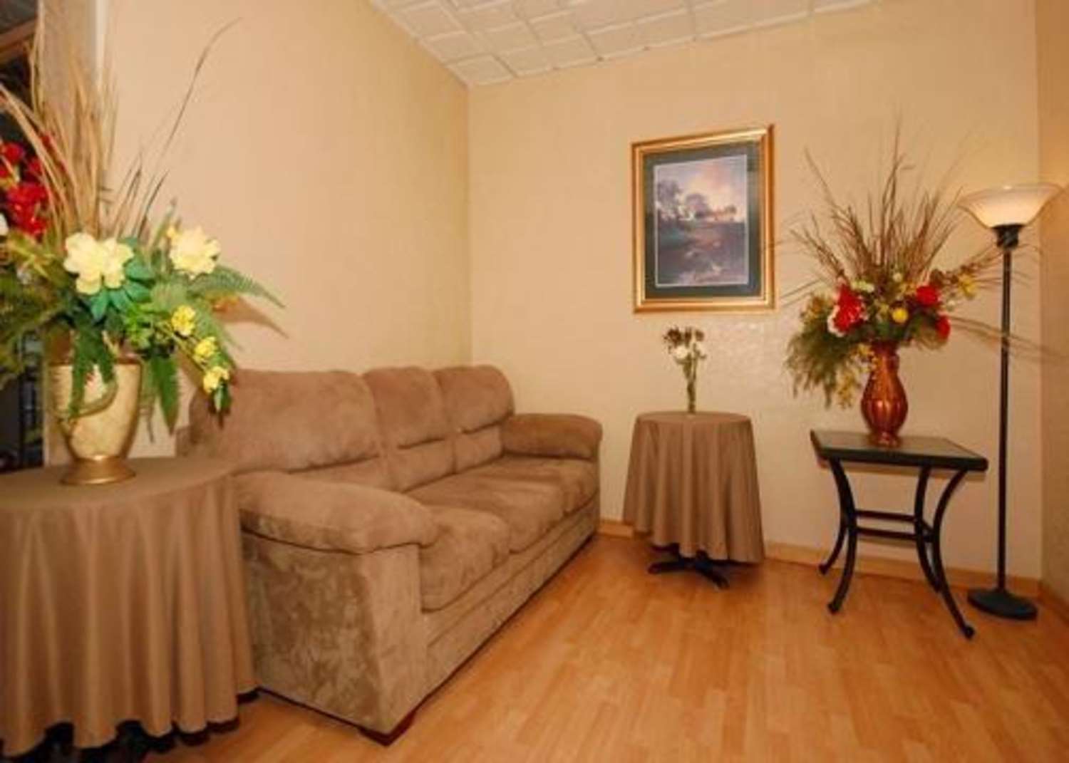 Hotel ECONO LODGE INN & SUITES WATERLOO