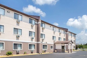 Hotel SUPER 8 WATERLOO