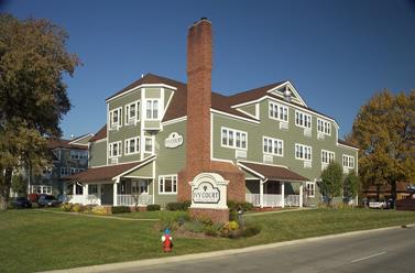 Hotel IVY COURT INN AND SUITES