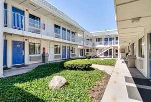 Hotel MOTEL 6 CHICAGO SCHILLER PARK