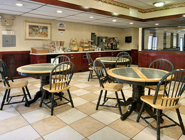 Hotel SUPER 8 FRANKLIN PK OHARE SO