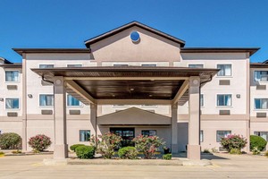 Hotel QUALITY INN & SUITES SALEM