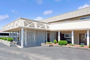 Hotel DAYS INN ELK GROVE VILLAGE/CHICAGO/O'HARE AIRPORT WEST