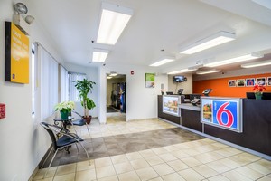 Hotel MOTEL 6 CHICAGO - ELK GROVE