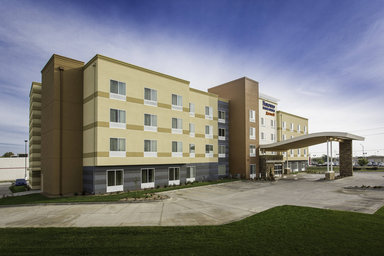 Hotel FAIRFIELD INN & SUITES HUTCHINSON
