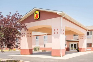 Hotel SUPER 8 IOLA KS