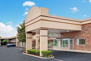 Hotel DAYS INN BY WYNDHAM CLARKSVILLE TN