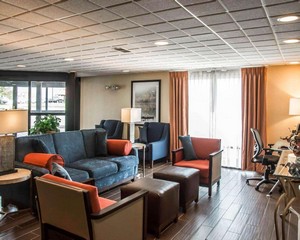 Hotel QUALITY INN SPRINGBORO