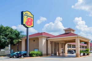 Hotel SUPER 8 BY WYNDHAM, LAKE CHARLES NORTHEAST