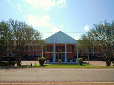 Hotel RED CARPET INN HOUMA