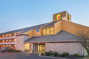 Hotel SUPER 8 VANDALIA/DAYTON INTERNATIONAL AIRPORT