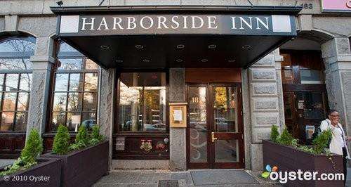 Hotel HARBORSIDE INN