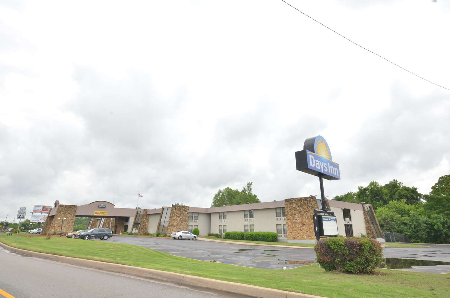 Hotel DAYS INN SOUTHERN HILLS/ORU