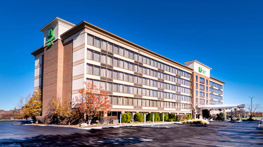 Hotel HOLIDAY INN & SUITES WARREN