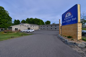 Hotel AMERICAS BEST VALUE INN MARQUETTE
