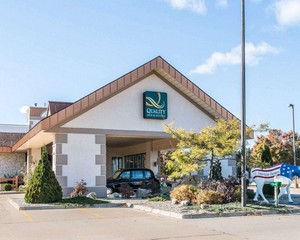 Hotel QUALITY INN & SUITES