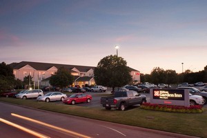 Hotel HILTON GARDEN INN TULSA AIRPORT
