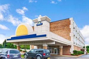 Hotel DAYS INN BY WYNDHAM LIVONIA - DETROIT